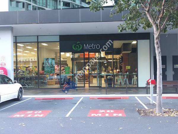 Woolworths Metro Hamilton Harbour