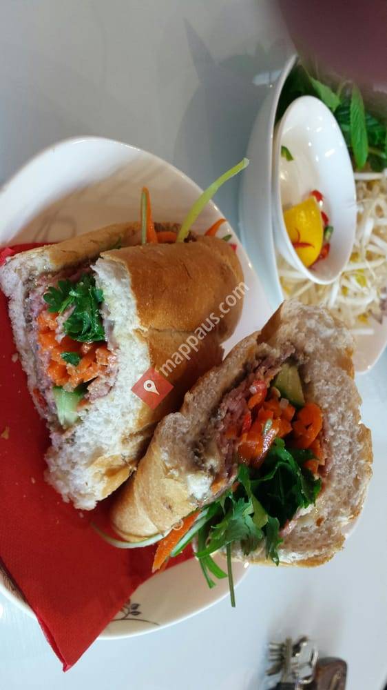 Xuan Thuy Vietnamese noodles and banh mi Vietnamese rolls
